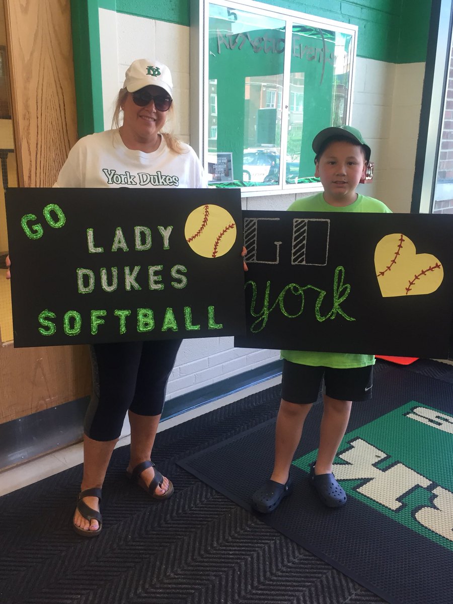 YorkD205's tweet photo. Rock it out at State, Lady Dukes! #igniteD205 Go Dukes! @YorkAthletics @ErinDeLuga @ElmhurstD205 @lifeandlifeonly @Yorkactivities https://t.co/0GH2bI0xM8
