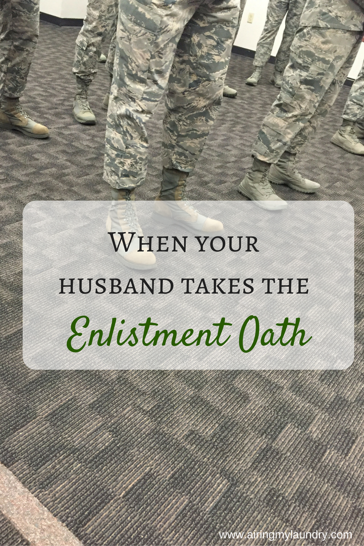 WhisperAmber's tweet photo. It can be a pretty amazing thing when your husband takes the enlistment oath.
https://t.co/JNXSzCF4qH
#military #militaryspouse #milspouse #militarylife #militaryblogger https://t.co/dv2lbEu3zE