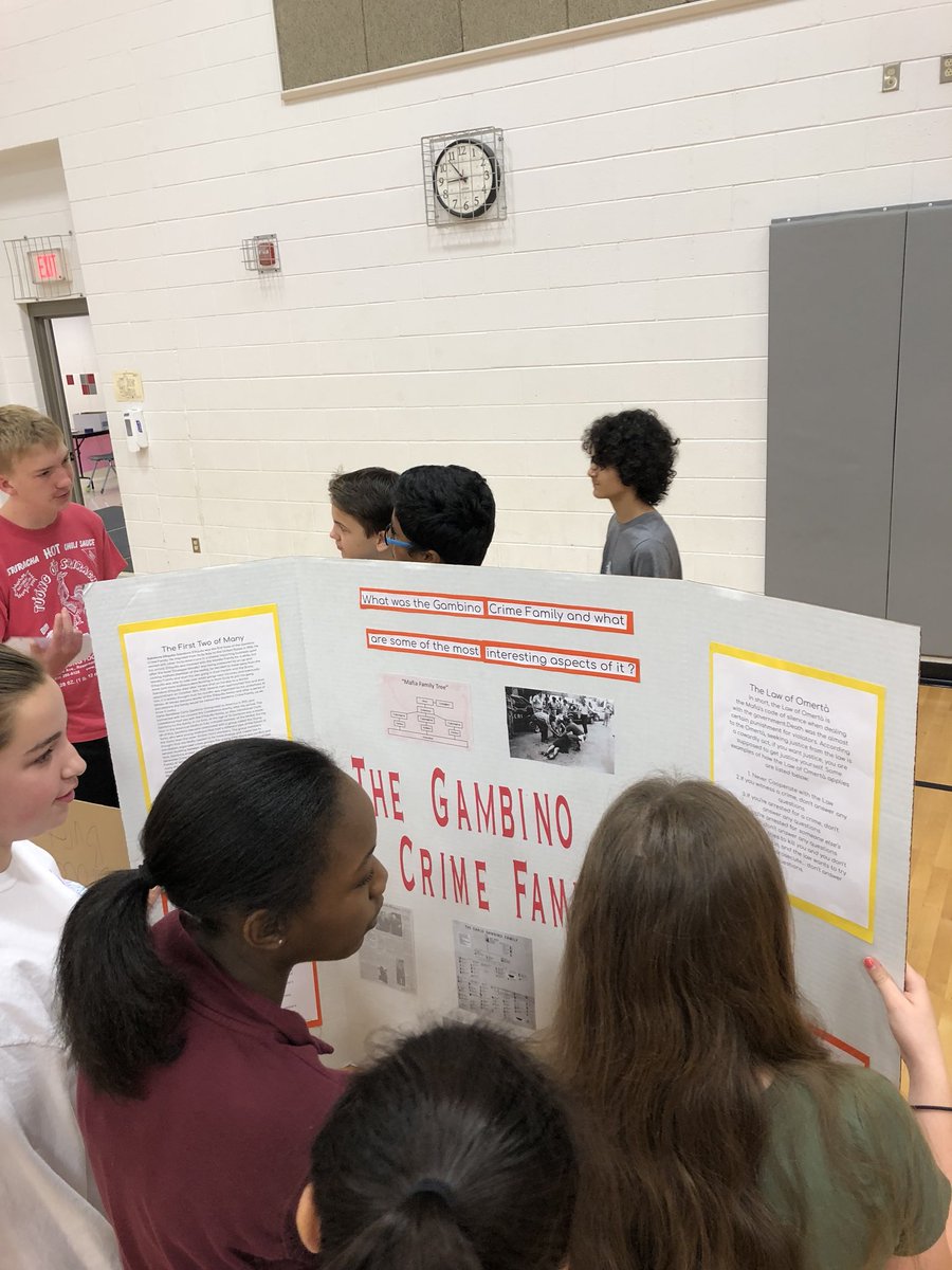 MrGrantLCPS's tweet photo. So impressed with the passion projects I’ve seen so far. These kids have worked hard all year and the results are excellent. Take a bow 7th grade! #TMSImprint @TrailsideMiddle https://t.co/O9pjht7Eot
