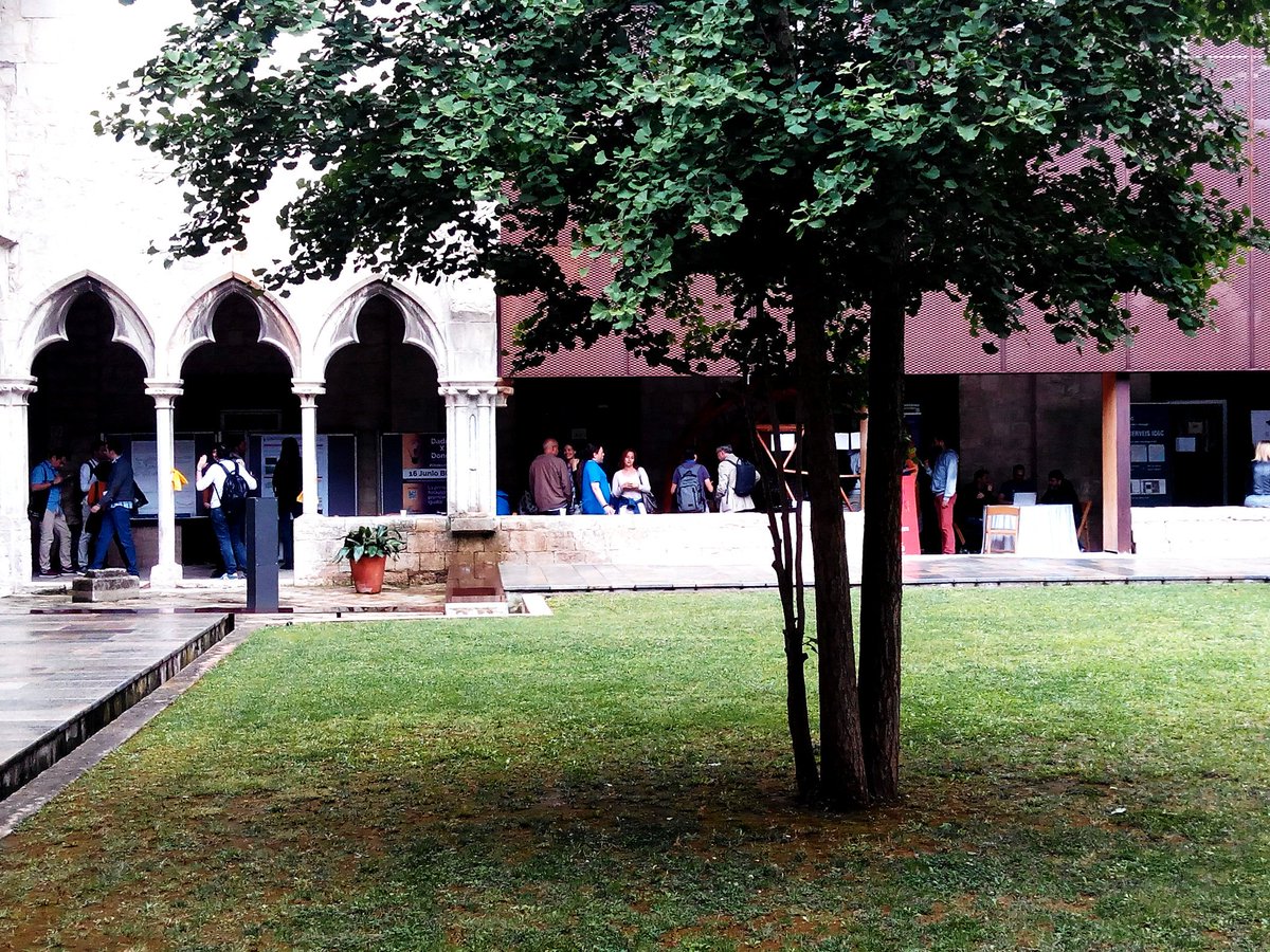 enricvinyoles's tweet image. #siglibre2018 #unigis20 Pausa café