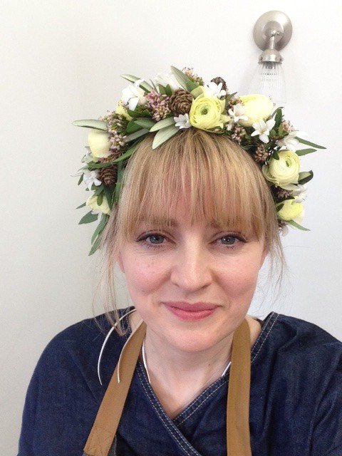 I am hosting new #flower and #plant workshops in the magnificent marble hall <a href="/LaingArtGallery/">Laing Art Gallery</a> First up is #flowercrown making. Book your space here bit.ly/2xNeihJ #NEFollowers #northeasthour