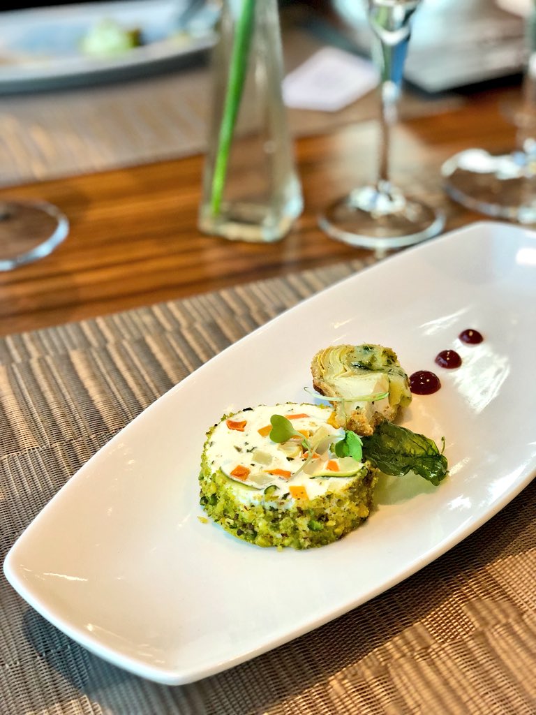 Check the fabulous new menu launch at Vivace! 😋✨🍽 @RadBluSandton <a href="/BoschendalWines/">Boschendal Wines</a> #RadissonBluSandton #BoschendalWines #VivaceLaunch