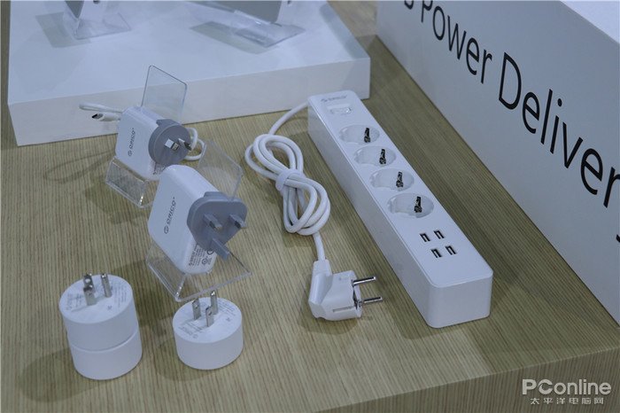 ORICO_nl's tweet photo. ORICO is op de COMPUTEX beurs om de nieuwste producten te tonen aan het publiek. 
De stand van ORICO is gevuld met een uitgebreid assortiment computer / digitale accessoires.  Van Power Banks, USB stekkerdozen en HDD-behuizingen tot aan USB-dockingstation toont ORICO zijn kracht https://t.co/LUXZEMkls3
