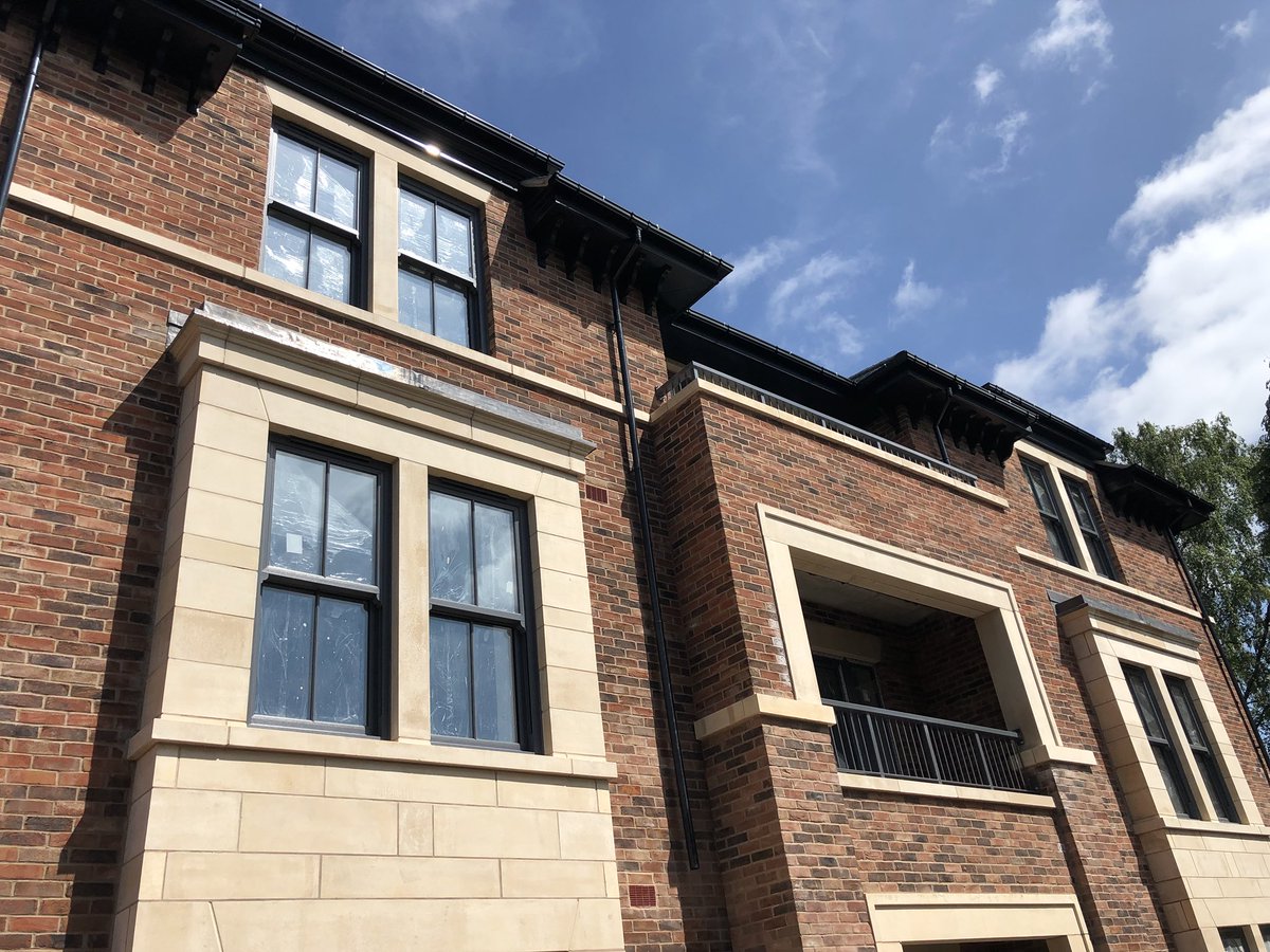 Artezgroup's tweet photo. Great day in my site boots 👢 pushing #Berkeleyhouse #wilmslow towards completion. Looks absolutely fantastic @Eventusgroup @maisonIOM #builtbyartez https://t.co/5aTOl1RmLn https://t.co/gkFDCC8qCX
