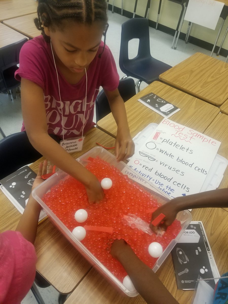 SmithTeaches2's tweet photo. Robo-Dog Blood Samples.....what's in blood? #Research #ScientistInTheField #CampHB3South #STEMthinkers @WhitakerLTN https://t.co/FOP5uBVzFe