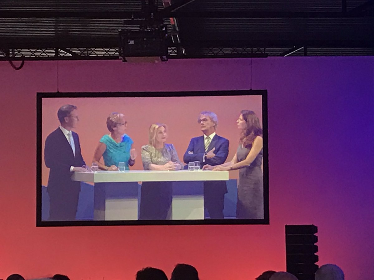 Op verzoek van Jos Nijhuis een debat over het belangrijke onderwerp verduurzaming van de luchtvaart <a href="/Schiphol/">Amsterdam Airport Schiphol</a>