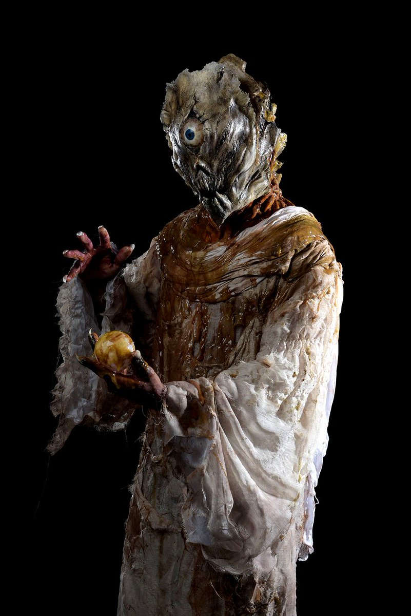 In battle 4 <a href="/KellyKillsYou/">Kelly Harris</a> was crowned the winner.  #FaceOff #savefaceoff #faceoffsyfy #fxmakeup #sfxmakeup #mua #sfx #specialeffects #faceoff2018