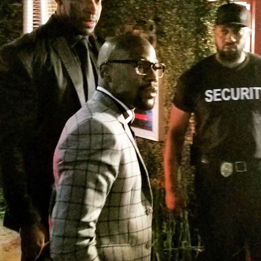 Derm7byErica's tweet photo. Champion of the world himself @floydmayweather
Big thank you for coming out to show his support of @derm7byerica & @jamielynnsignature
#Derm7 #Paynekillerpromoinc #TMT #TheMoneyTeam #FloydMayweather #JamieLynnSignature
#skincare #productlaunch #beauty #acne https://t.co/Yv2juq10PA