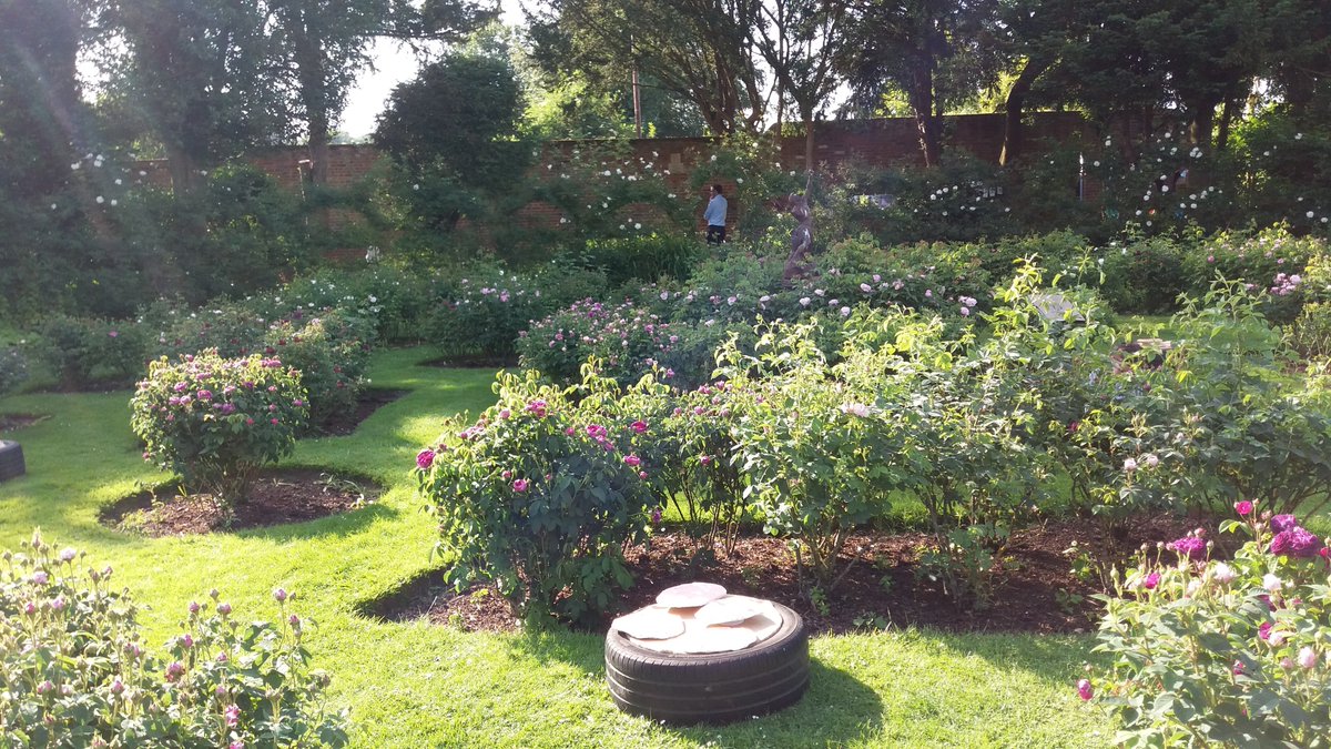 GardenBridgeEnd's tweet photo. Today, we welcome @SPFSchools #offbeatonrhythm. We thank Katy Bootman for her energy and expertise! https://t.co/chtADlXmzL
