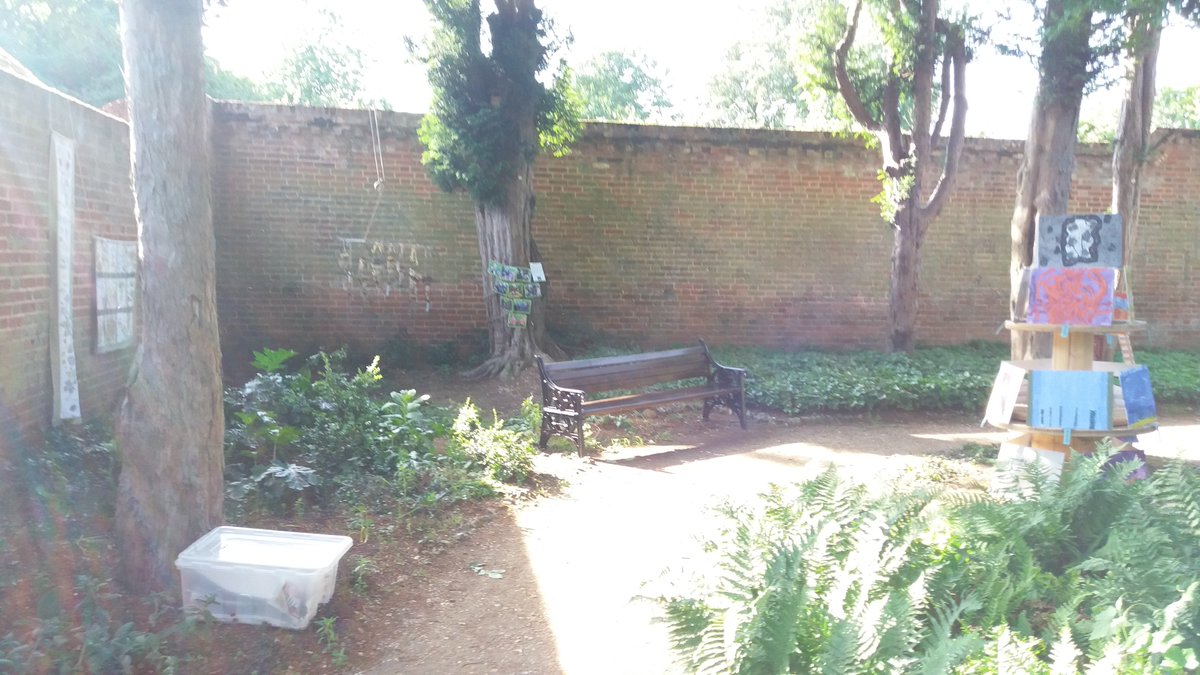 GardenBridgeEnd's tweet photo. #offbeatonrhythm @SPFSchools Adding new dimensions to #BridgeEndGarden. Thanks to Katy Bootman. https://t.co/ScbRrMTCXs