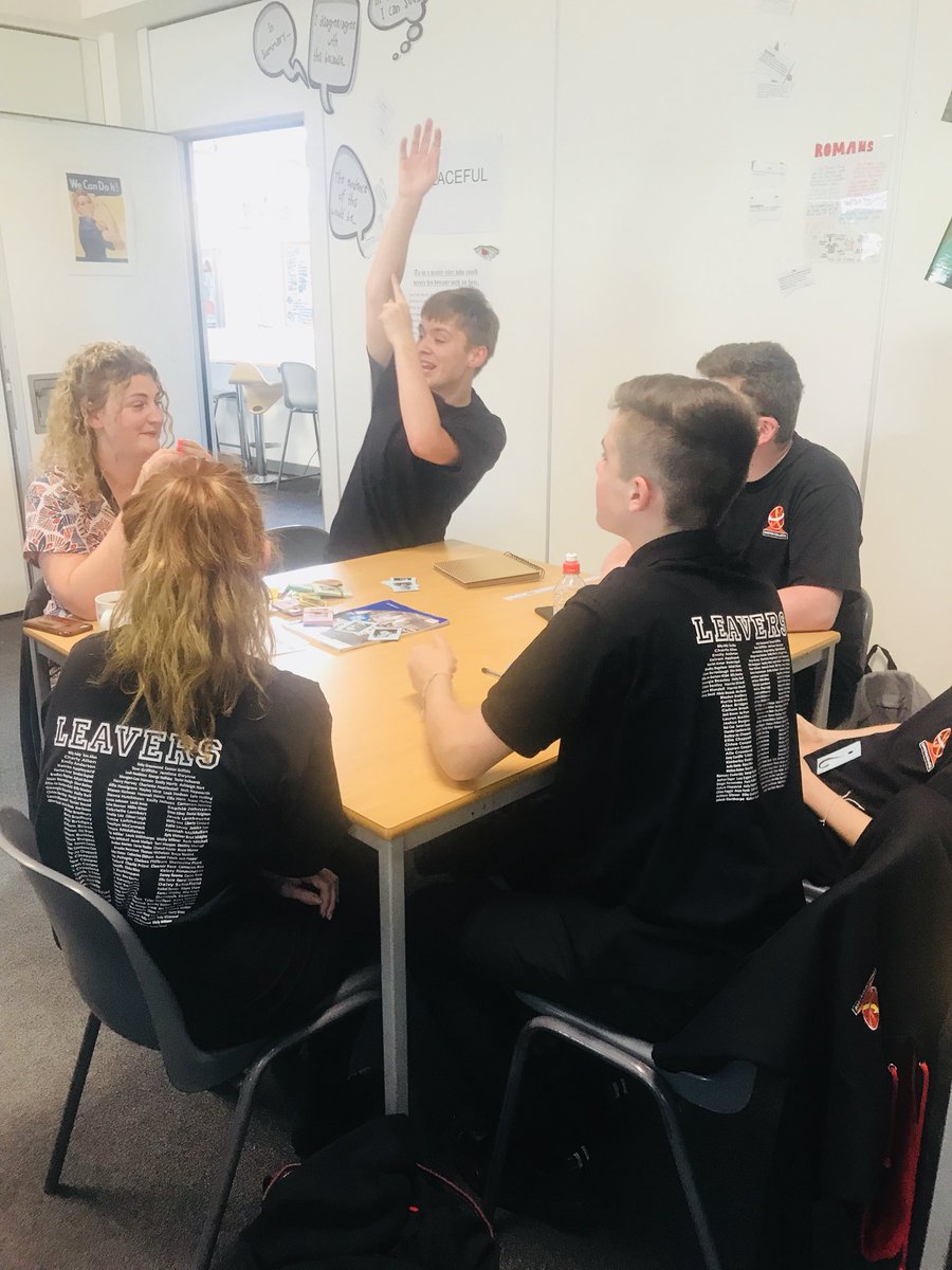SharplesRachel's tweet photo. Enthusiastic Guess Who happening before tomorrowβs history exam. #lovelearningdc https://t.co/M34d7hYky7