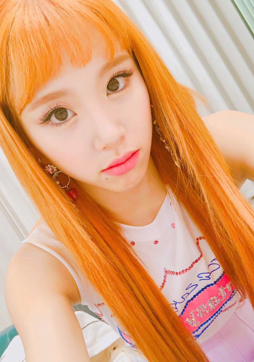 TWICEche's tweet photo. 髪色男で、これはおかしいですかー？（笑）

めっちゃ迷ってます（笑） https://t.co/iQUZFEUW3e