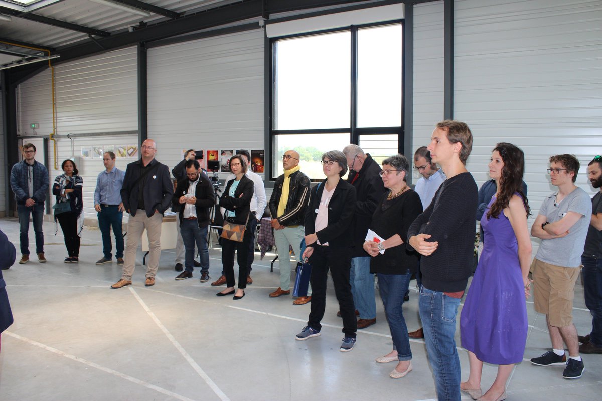 loirtech's tweet photo. Pour la première #FeteCoworking, #loirtech a profité d'un magnifique soleil pour présenter quelques facettes du collectif ;-) Merci à tous 🤩🤩@viaformation @PMBservices @sylvainchap @moulinsdepaillard @atelierfabrikka https://t.co/BW7R41CmKz