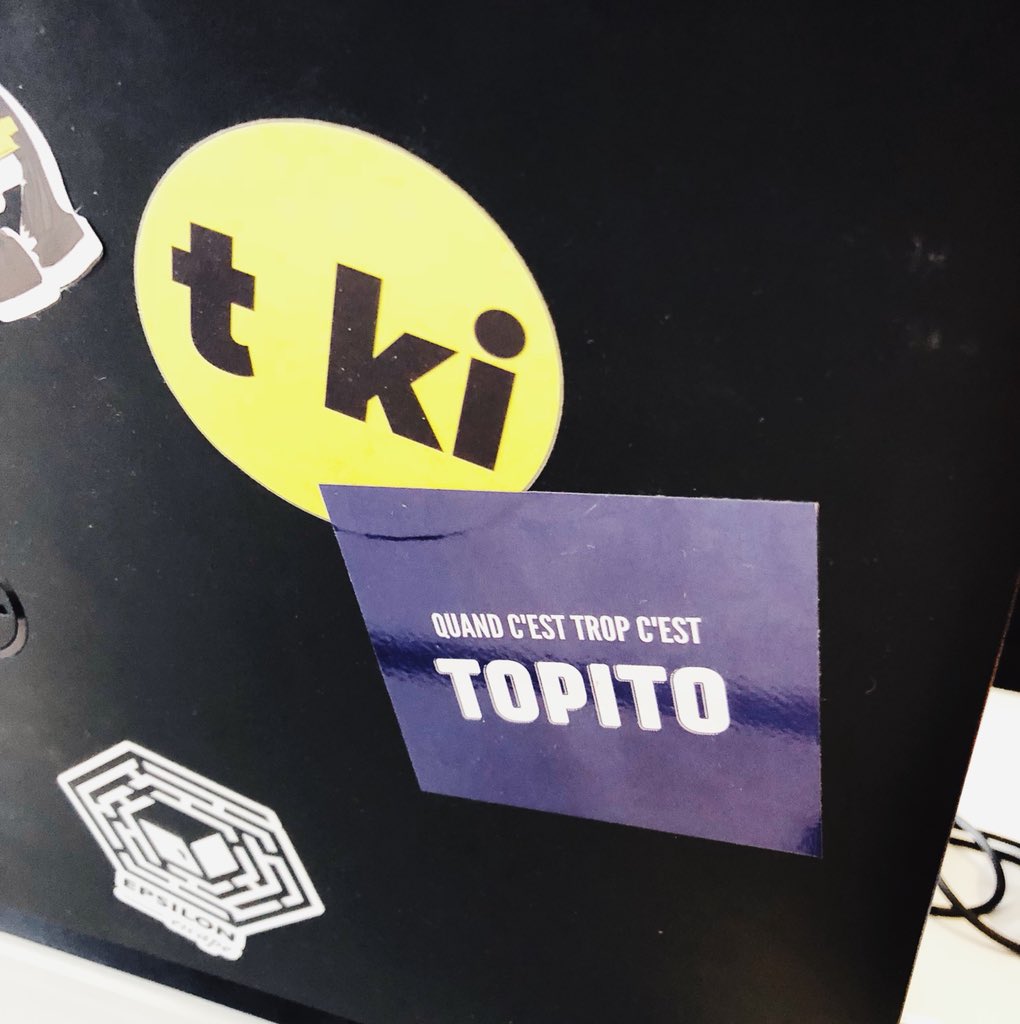 topito_com's tweet photo. Petite pensée pour nos amis de @BuzzFeedFrance et @BuzzFeedNewsFR dont les stickers restent collés sur nos PC depuis quelques années déjà ❤️ courage à toute l’équipe ! https://t.co/xeonc3kVHV