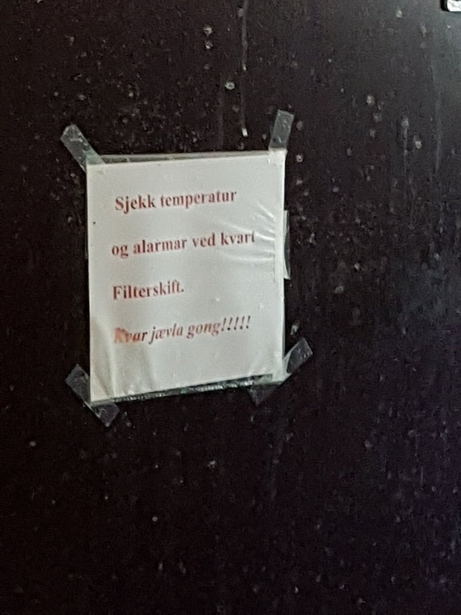 TormodB's tweet photo. Risikoreduserende tiltak i landbruket. 😉 #risikostyring #norsklandbruk https://t.co/fERxFLQcXD