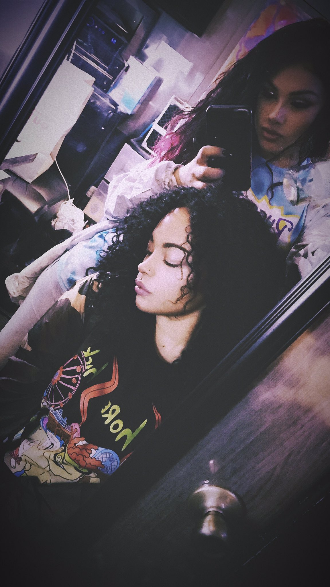 SNOW THA PRODUCT on X: @Angel_G_Miller @ImAyeMarie Thatlady was 40 years  old and her boobs were extremely fake. My girlfriend is gorgeous..  t.coXoANLNoPlK  X