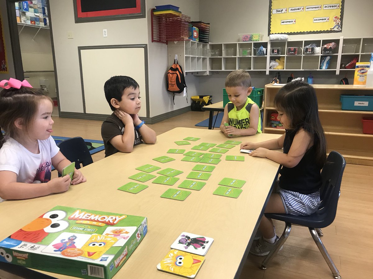 ECDCRoos_EPS's tweet photo. An INTENSE game of Memory this morning🤔 https://t.co/sMVvFTMuUq