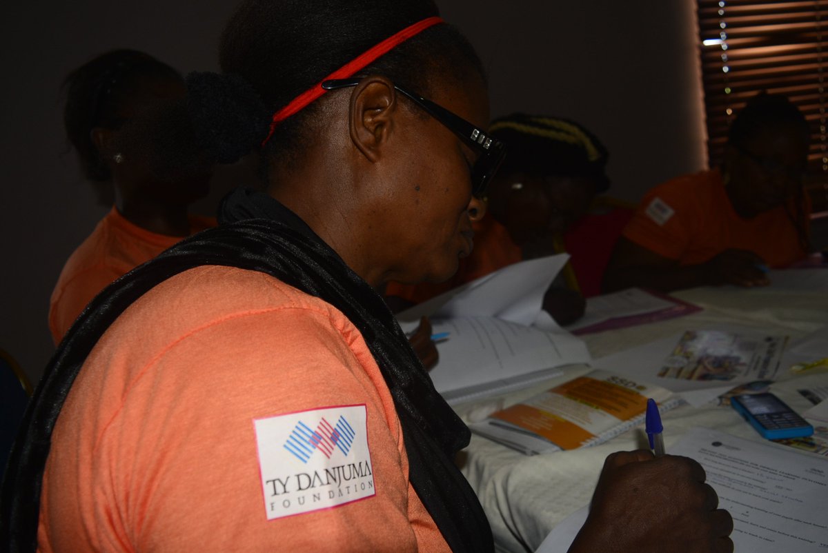 southsaharan's tweet image. Snapshots of teachers taking post test after today&apos;s training. #ImproveLearning #TeacherTraining 
@TYDFoundation @teenafrika @ActionAidNG @BritishCouncil  @Teach4Nigeria @UNICEF_Nigeria @gatesed @DFID_Education  @PSIPSE @USAIDNigeria @USAIDEducation