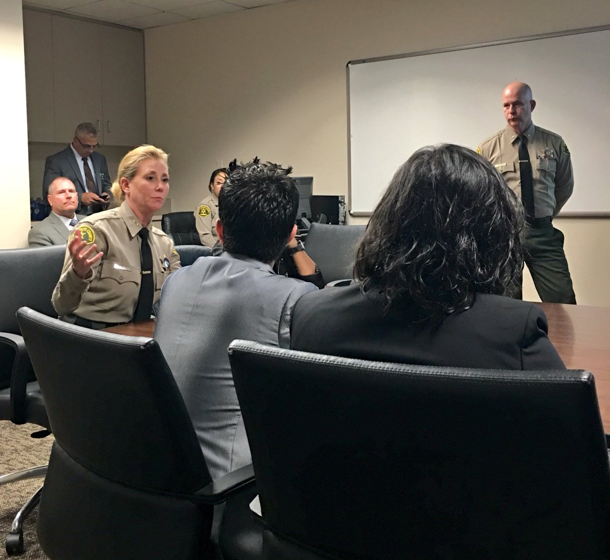 .<a href="/LASDHQ/">LA County Sheriffs</a> Custody Executives &amp; personnel giving <a href="/CountyofLA/">Los Angeles County</a> Board of Supervisors Board Deputies a Jail briefing and tour of Twin Towers, Men’s Central Jail &amp; Inmate Reception Center. @JailsLASD <a href="/bosborn/">Barbara Osborn</a> <a href="/SheilaKuehl/">Sheila Kuehl</a> <a href="/VillacorteChris/">Christina Villacorte</a>