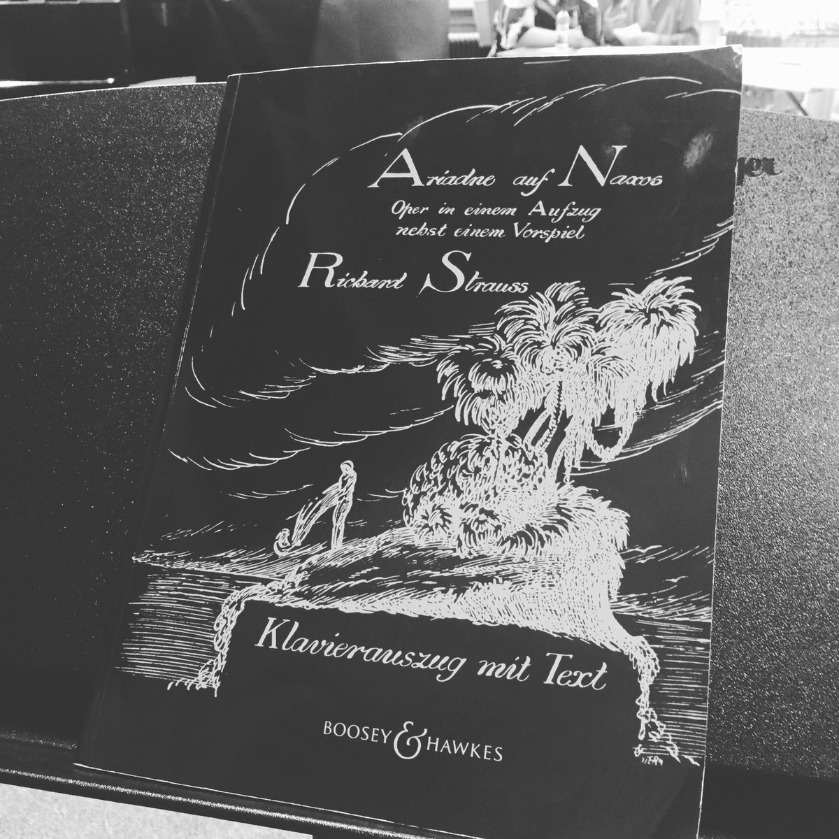 First day rehearsing #Ariadne for <a href="/lfotweet/">Longborough Festival Opera</a>. Such amazing music!! #tenor #strauss #opera