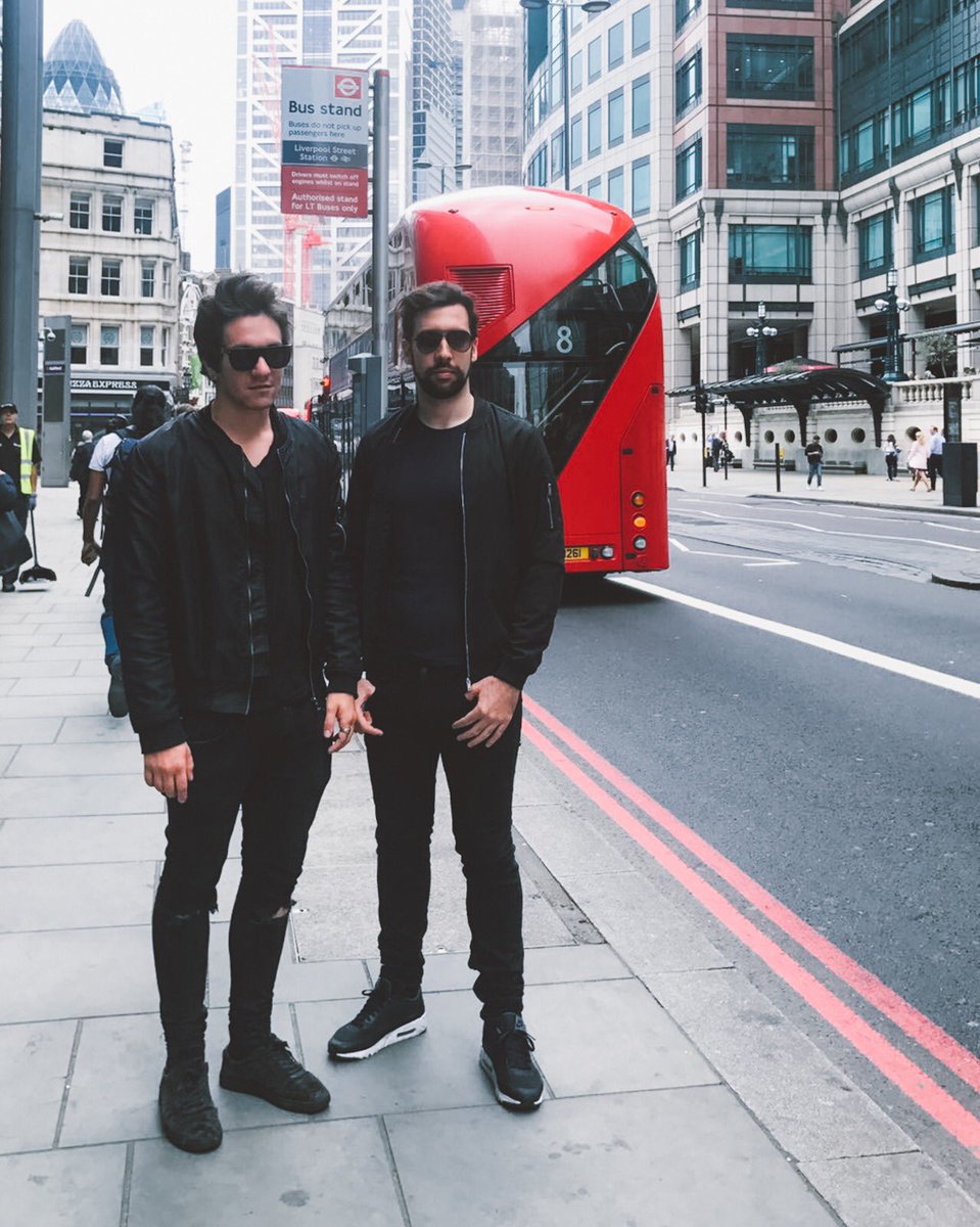 weareiceleak's tweet photo. 👋🏼LONDON! SEE YOU TONIGHT FOR @tiesto'S LABEL @aftrhrsrecords LIVE SESSION! DON'T MISS THE LIVE STREAM ON FB!👋🏼 https://t.co/YGjG3b2Ogl