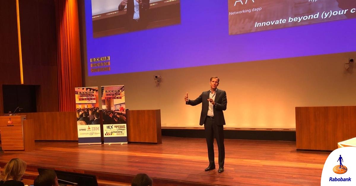 Rabobank's tweet photo. De Rabobank verwacht in juni de eerste klanten op haar blockchain handelsplatform. https://t.co/03jZvx85zH is klaar voor productie: https://t.co/vLvoCpKzGO #rabobank #wetrade #blockchain https://t.co/vCExnzWtko