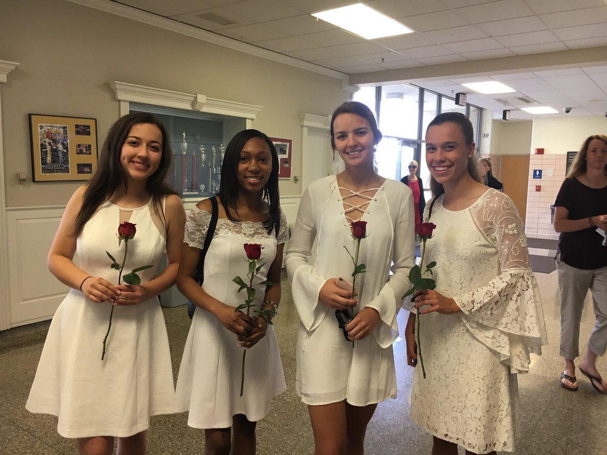 UpperMerion2018's tweet photo. Congrats to the award and scholarship winners from the Class of 2018!  #vikingpride https://t.co/dT6R7VwkOZ