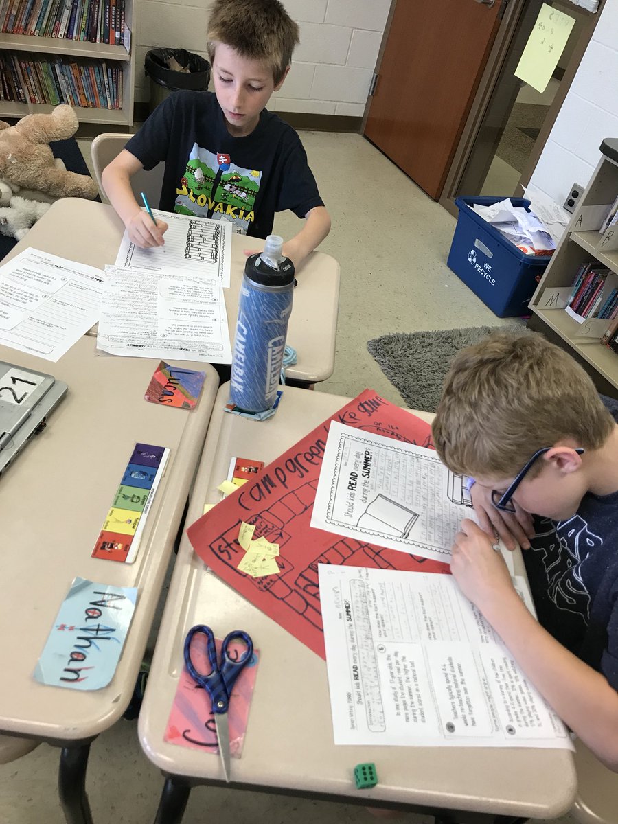 MrsLanesClass's tweet photo. Should students read every day over the summer? We partnered with @eyeteech class to answer this question! Collaborative writing at its finest! https://t.co/QZ8h56yll8