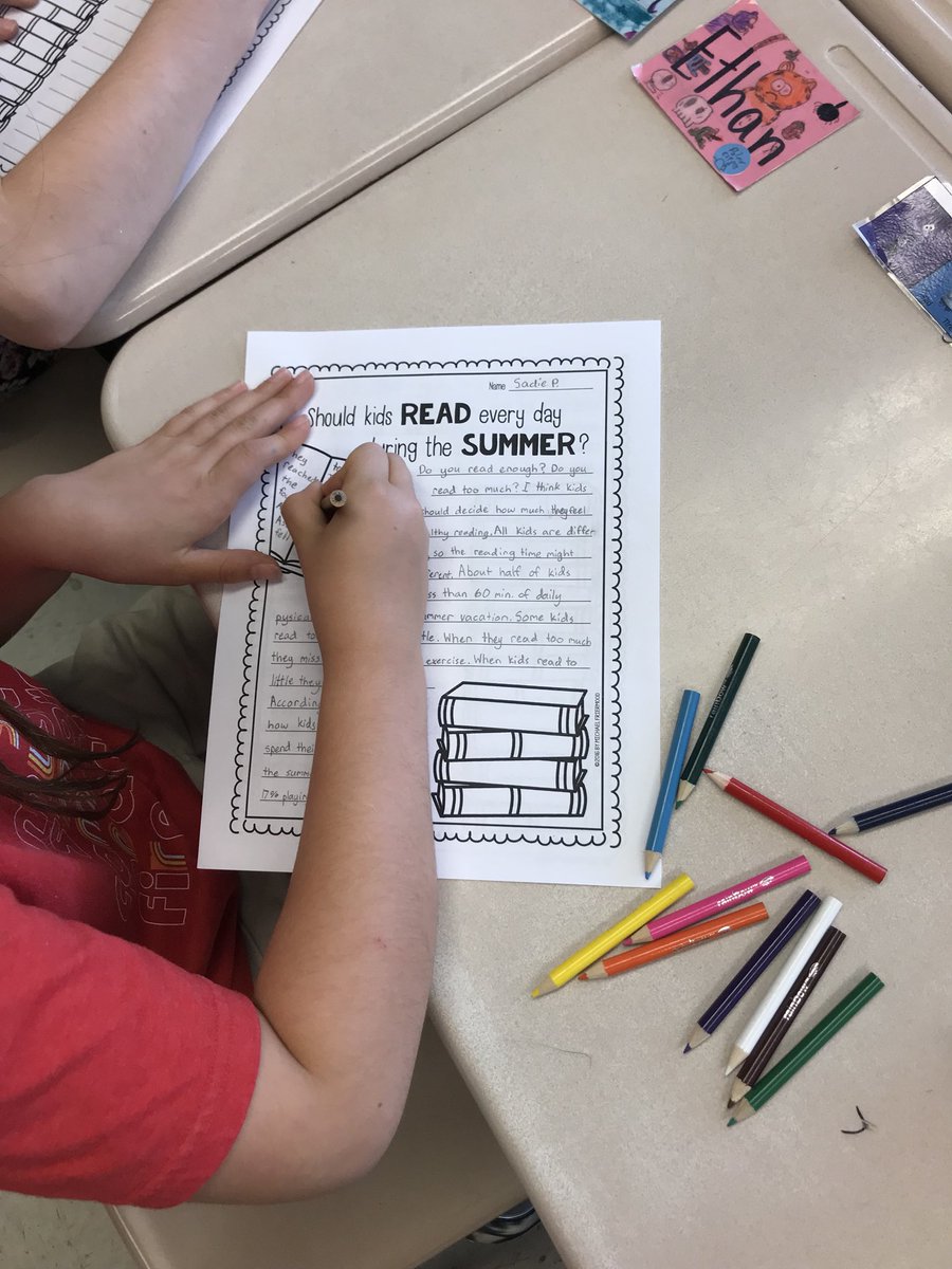 MrsLanesClass's tweet photo. Should students read every day over the summer? We partnered with @eyeteech class to answer this question! Collaborative writing at its finest! https://t.co/QZ8h56yll8