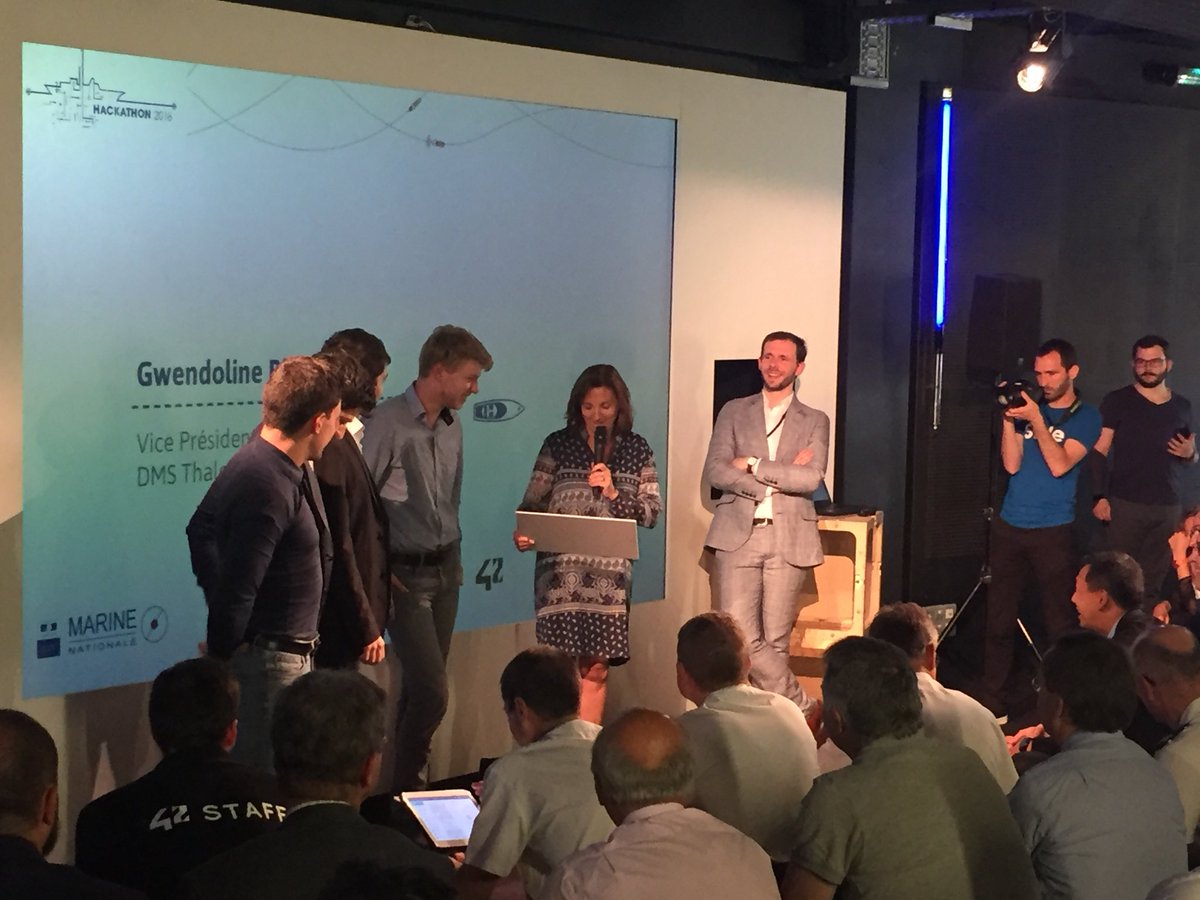 thalesgroup's tweet photo. [#HackathonMarine2018] En troisième place, WatchMyNav ! Félicitations ! https://t.co/mQC4iKgrzJ
