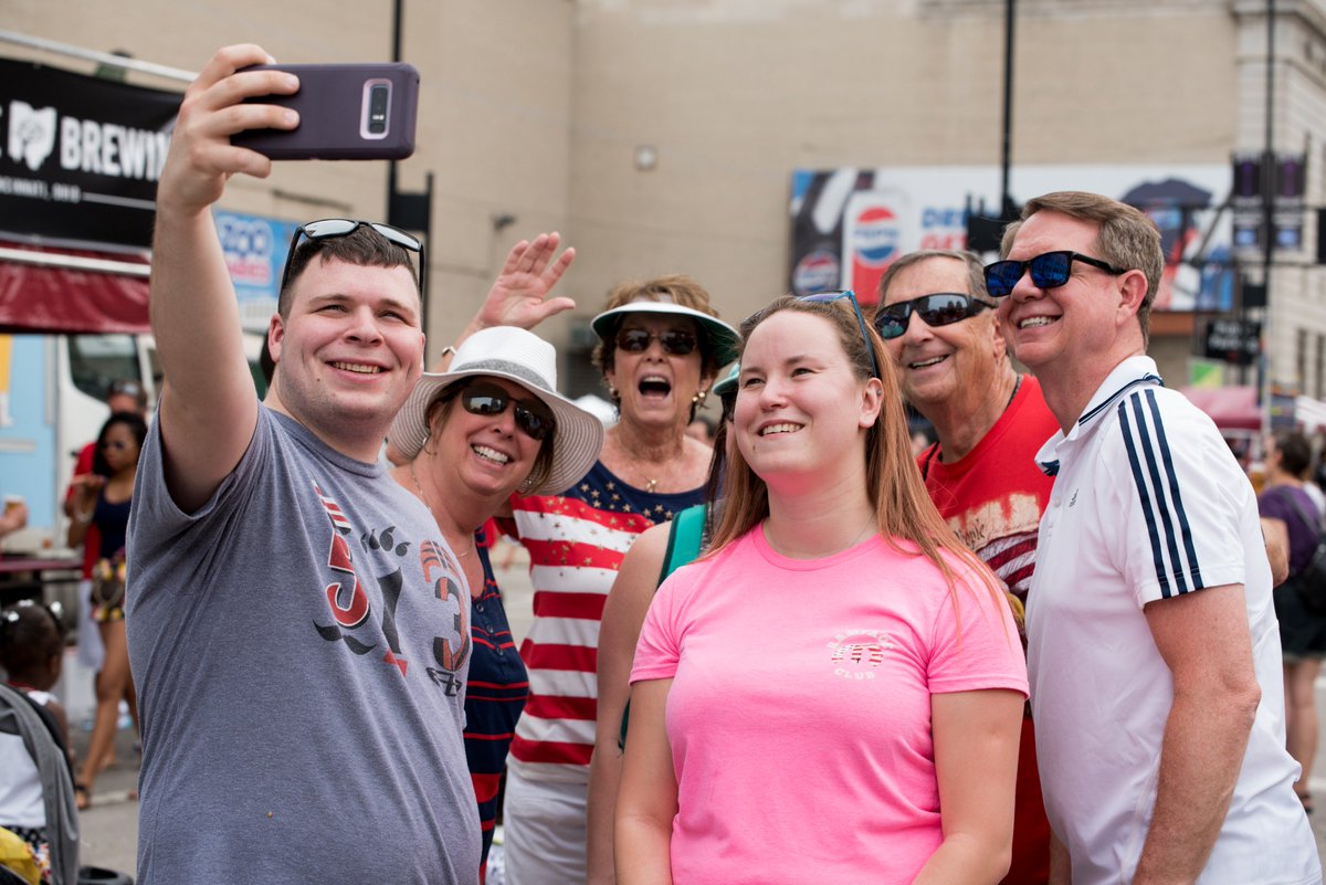 Cincinnati Party tweet media