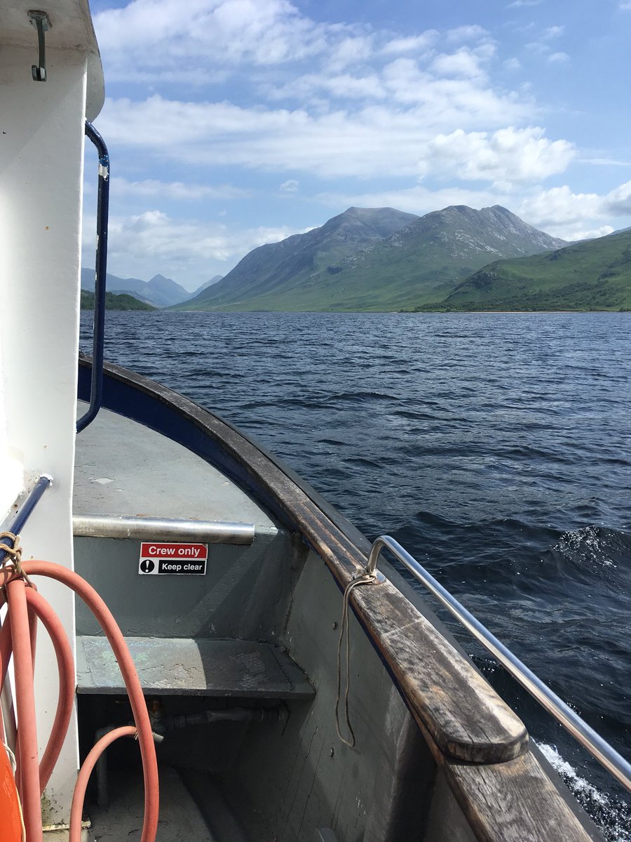 greenocean14's tweet photo. A ridiculously nice day in the office with the EES field trip on Loch Etive! https://t.co/SCEaa31gIM