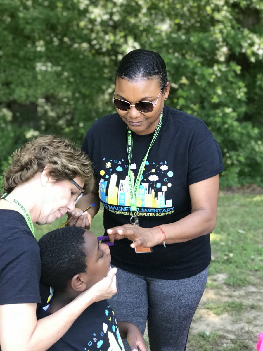 Dbennett2D's tweet photo. @ChiesiUSAInc #Buggexpo #FieldDay #BuggbyDesign Thanks Chiesi https://t.co/MZxDjHLKOc