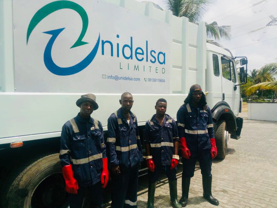 unidelsa's tweet photo. As the saying goes, there is no I in team. Unidelsa team keep your streets clean @cleanerlagos @moelagos @followlasg   #Unidelsa #Cleanerlagos #LagosState #Teamwork #CleaninessIsNextToGodliness https://t.co/Wgi7PDiPn8