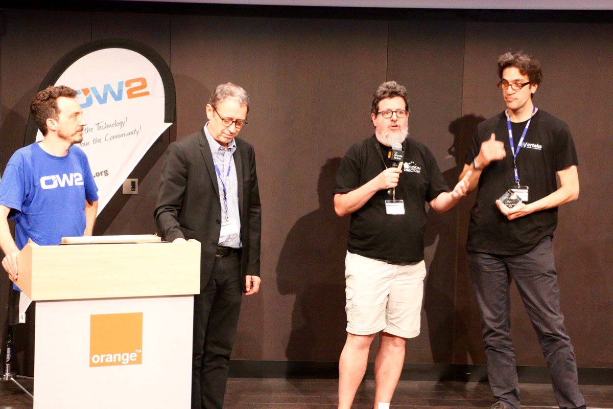ow2's tweet image. The #ow2con’18 Community award goes to LemonLDAP::NG and Fusion Directory, for the  #FusionIAM project!
