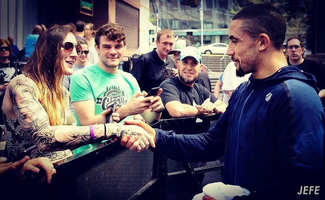 MeganAnderson's tweet photo. April 2017 I first met the champ @robwhittakermma at UFC Kansas City. 

A year later I get to debut on the same PPV Main card as him and watch him retain his @ufc Middleweight belt. 

#UFC225 #Blessed #AussieInvasion https://t.co/wpjW4vIAXx