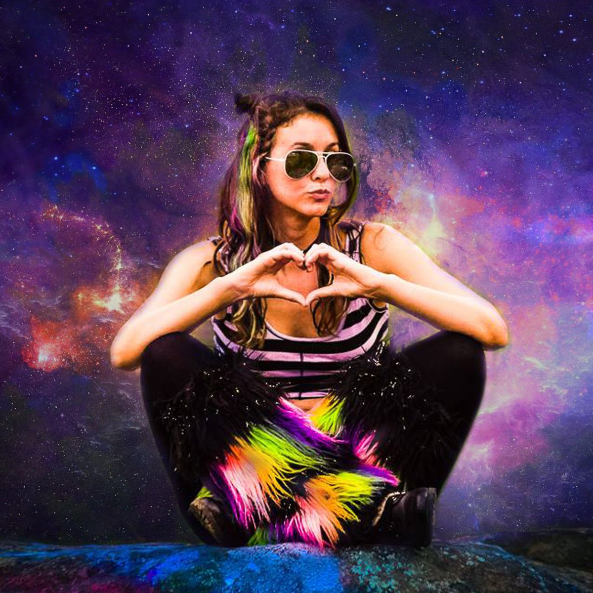 Shout out to @cl_charlotte for asking me to be on their podcast! Click to listen now: clclt.com/theclog/archiv… #podcast #thebigbang <a href="/lisadenovo/">Lisa De Novo</a> #press #goodtimes #creativeloafing #galaxy #newmusic