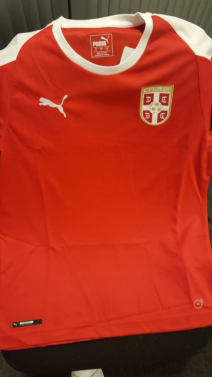 salimbaungally's tweet photo. On poursuit avec nos maillots Coupe du Monde à gagner!
Le maillot extérieur de la Serbie.
Pour le gagner par TAS demain
RT+ follow @salimbaungally et @pumafootball
#NewLevels https://t.co/Dz6CHgHydV