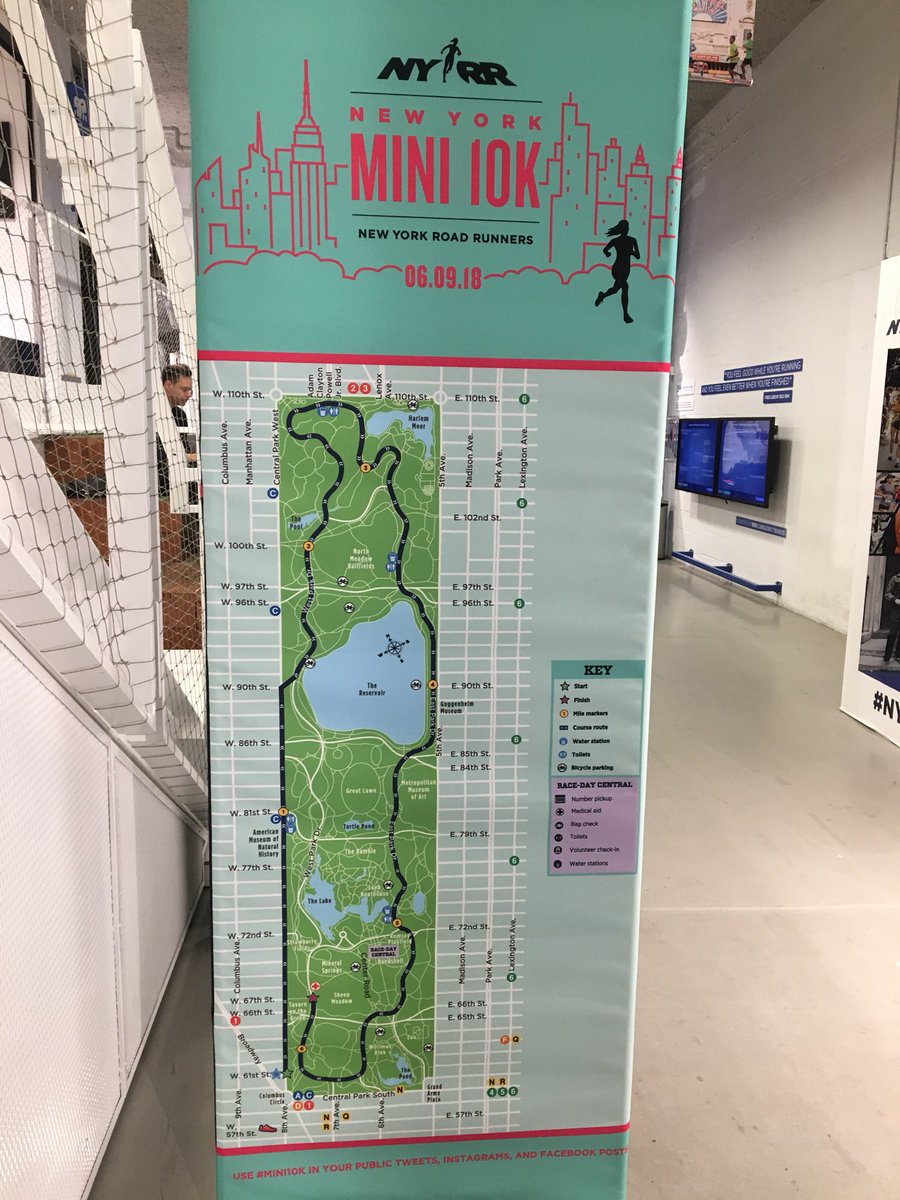 Franciii500's tweet photo. When your #EdXEdNYC conference lunch is just long enough to grab a bite & your race # @nyrr for the #NYRRMini10K before the next session 😊This #T1D is #AlwaysMultiTasking https://t.co/c1p562eRgt