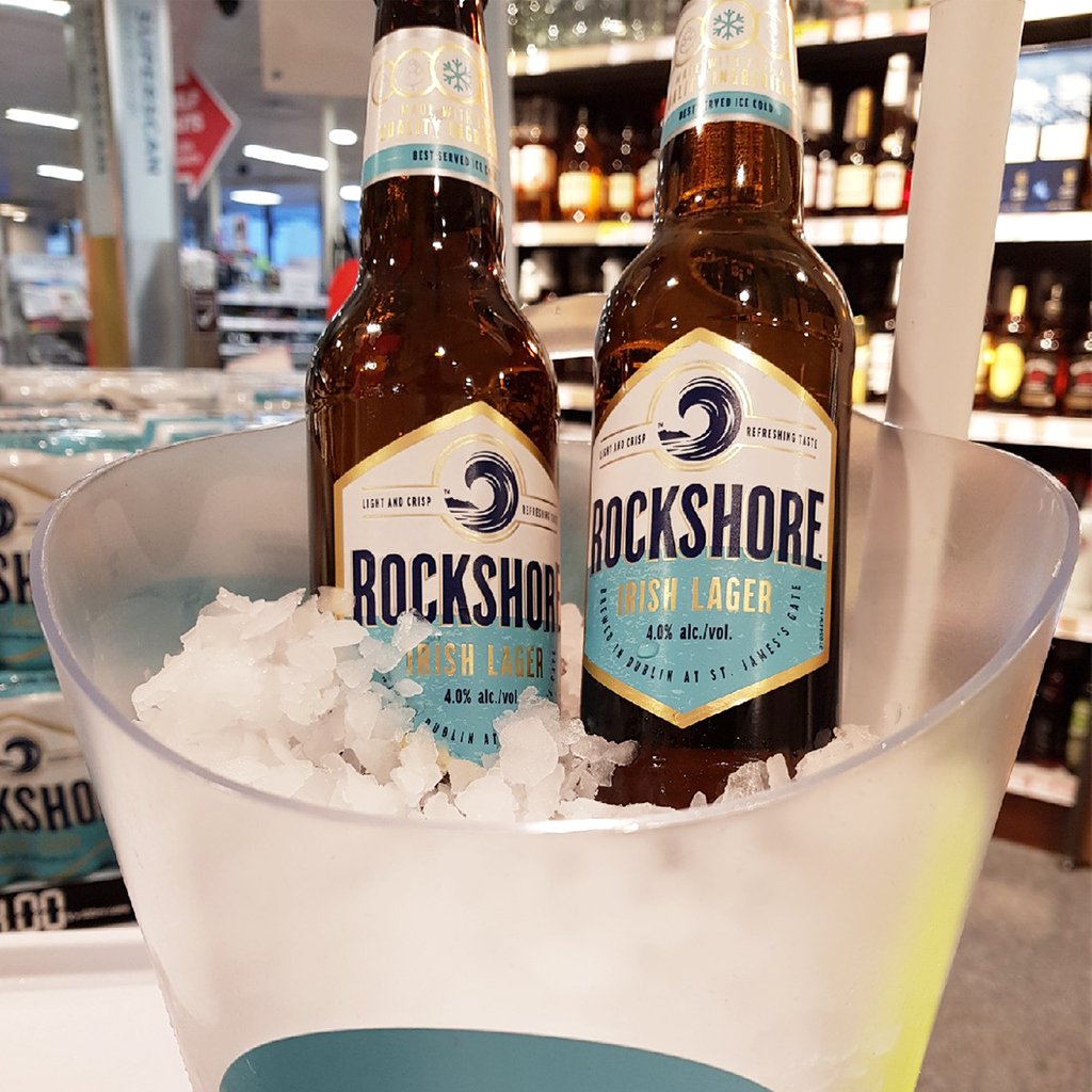 STAFFUPie's tweet photo. Last month STAFFUP was a part of the @rockshorelager launch alongside @HeyBACKUP_ ! We decided to create an incentive for staff to encourage sales and shift more products off shelves💡 This proved to be a huge success, motivating our staff to drive even MORE sales instore 💪 https://t.co/JBFuwwTIJ9