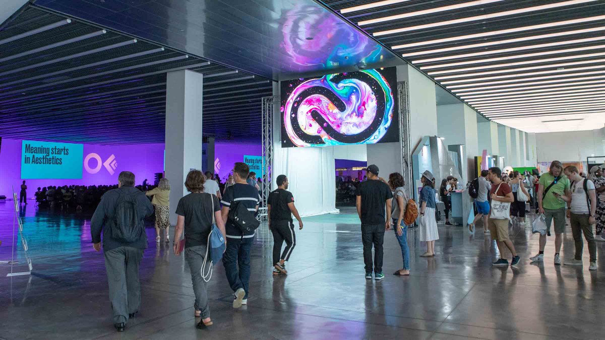 AdobeUK's tweet photo. Three days, thousands of creatives and a whole load more. Head to our blog to see what went down at #OFFF18 in Barcelona: https://t.co/Y4ovh6Oqr7 https://t.co/TlznQhxRU3