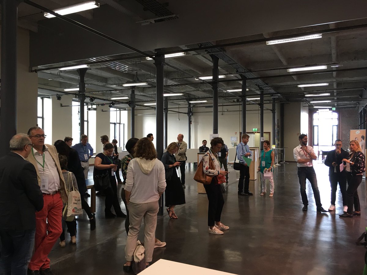 Apec_HDF's tweet image. #ApecConnect #digitweek : la soirée va bientôt commencer! @poleemploi_HDF @plaineimages