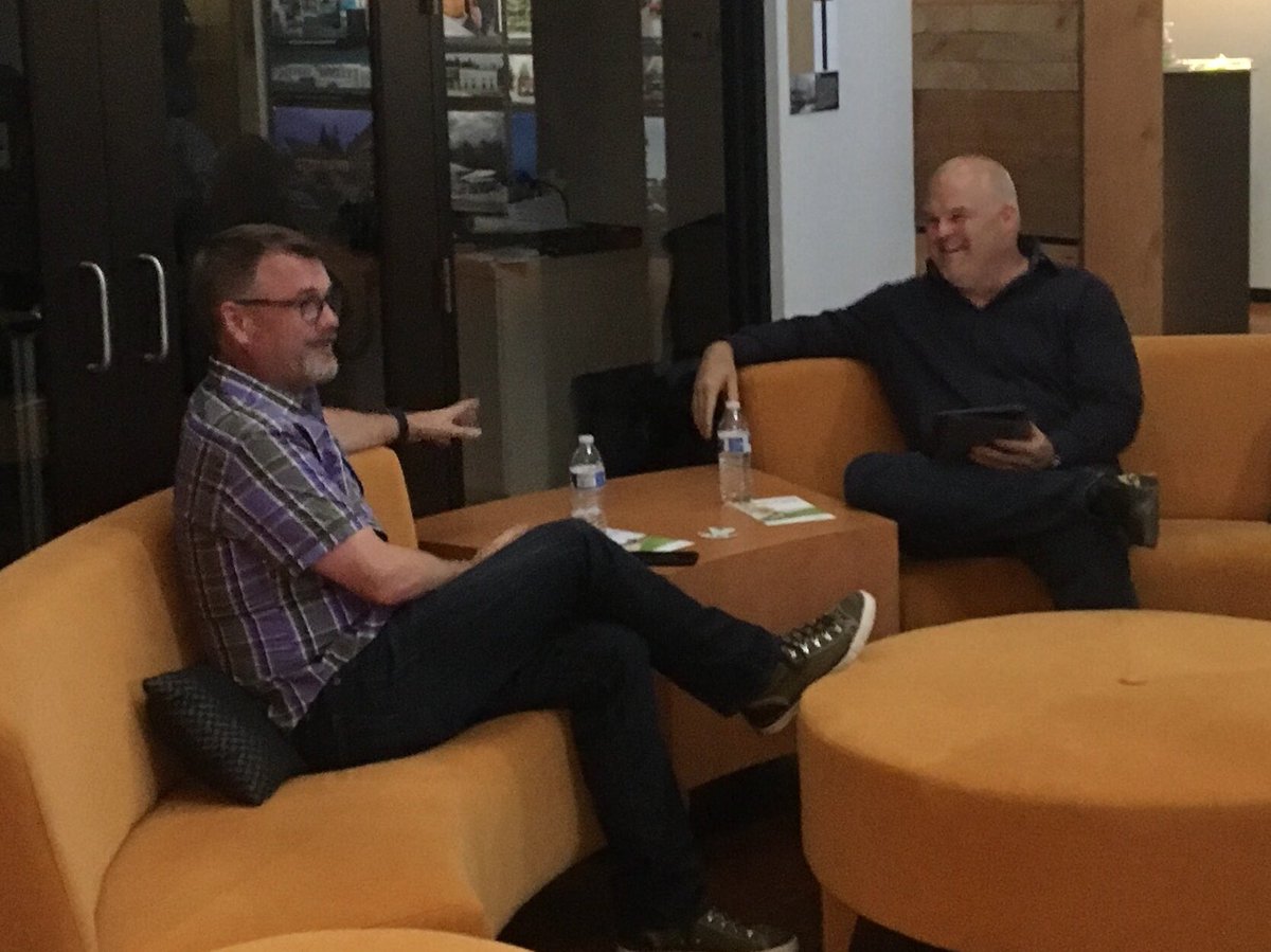 ChrisLivdahl's tweet photo. Great time yesterday hearing @DaveParkerSEA share his experiences as Startup Kitsap kicks off! @VibeCoworks #StartupKitsap @brettseattle https://t.co/GyREiKiFoK