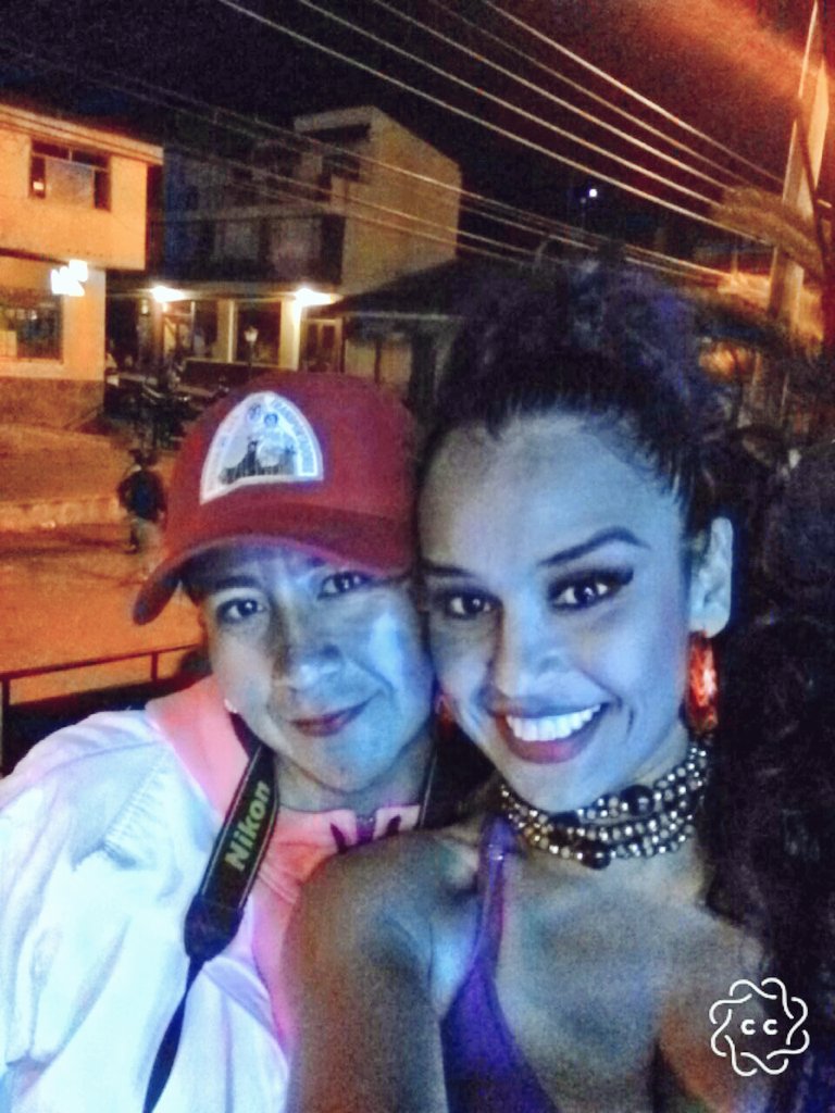 MaderoPro's tweet photo. En tarima. Compartiendo con la amiga Lina, y la Gente bonita de #Samacá #Boyacá #Orquesta #Músicos #cantantes #Bailarina #ARTISTAS #BuenaVibra #7Jun #FelizJueves #Colombia #Tendencias https://t.co/bZoyPsJ5NG