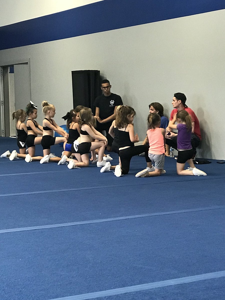 These little Kittys had a great practice last night! #SassyKnee