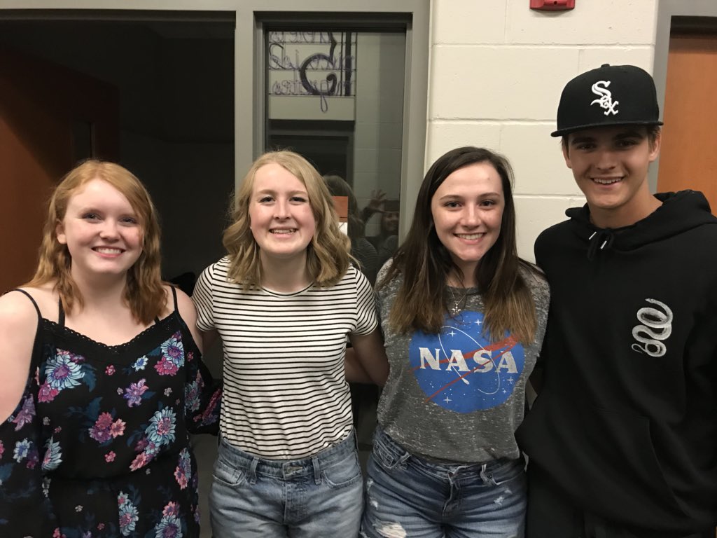 The future is bright! New leaders for Choir 2018-2019! #choirpres #choirVP <a href="/FarmingtonChoir/">FHS Choir</a>
