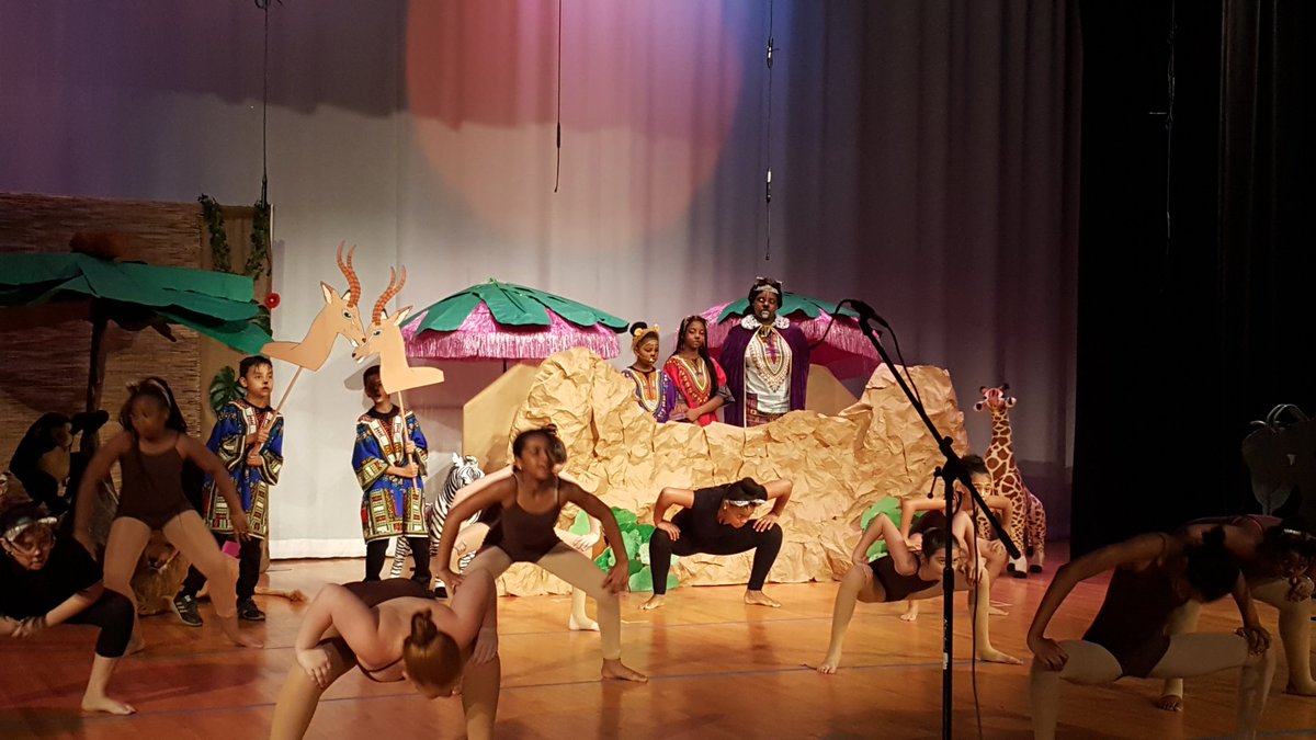 EllenMaust's tweet photo. An all-school production og The Lion King, Jr. at Davis Street School- the best collaboration of cross-content learning I have experienced in my 38 years as an NHPS educator.#OneNewHaven #soproudtobeannhpseducator https://t.co/PcoWJ9a7we