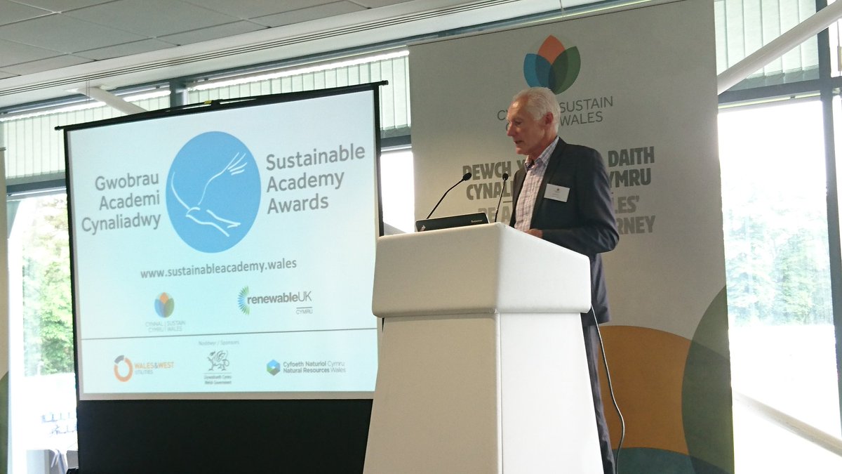 CynnalCymru's tweet photo. Pleased to launch our new Sustainable Academy Awards today in partnership with @RUKCymru 

building on the best elements of both orgs previous Awards.

Applications are now open https://t.co/2tCMRt20mG

#sustainability #wfgact #collaboration https://t.co/ipuU9JmaLG