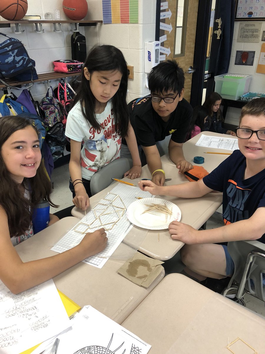 MrsZukPNB's tweet photo. Bridge building our way through the last few day! @PThiessen_LCPS https://t.co/0m1eENUBVM
