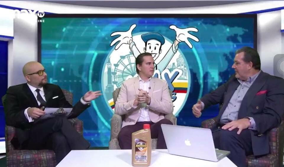 BerdayesMKT's tweet photo. Gran entrevista en el programa #maxvalores junto a @AndresGamio , Alfredo Larrea y su  invitado de hoy: @walterfreiq Gerente de Marketing de @ConautoEC hablando sobre el Mercadeo de Lubricantes Automotrices. ¡Sintonízanos https://t.co/5yJcufFacZ #MaxTv @MaxTVonline_EC https://t.co/KkcPFhqSZg